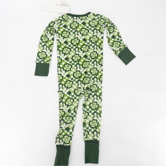 NWT Kiki +LuLu Bamboo Pajamas Size 18-24M Irish Shamrock Lucky Four Leaf Clover - Picture 5 of 6